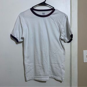 white&brown tee size XL